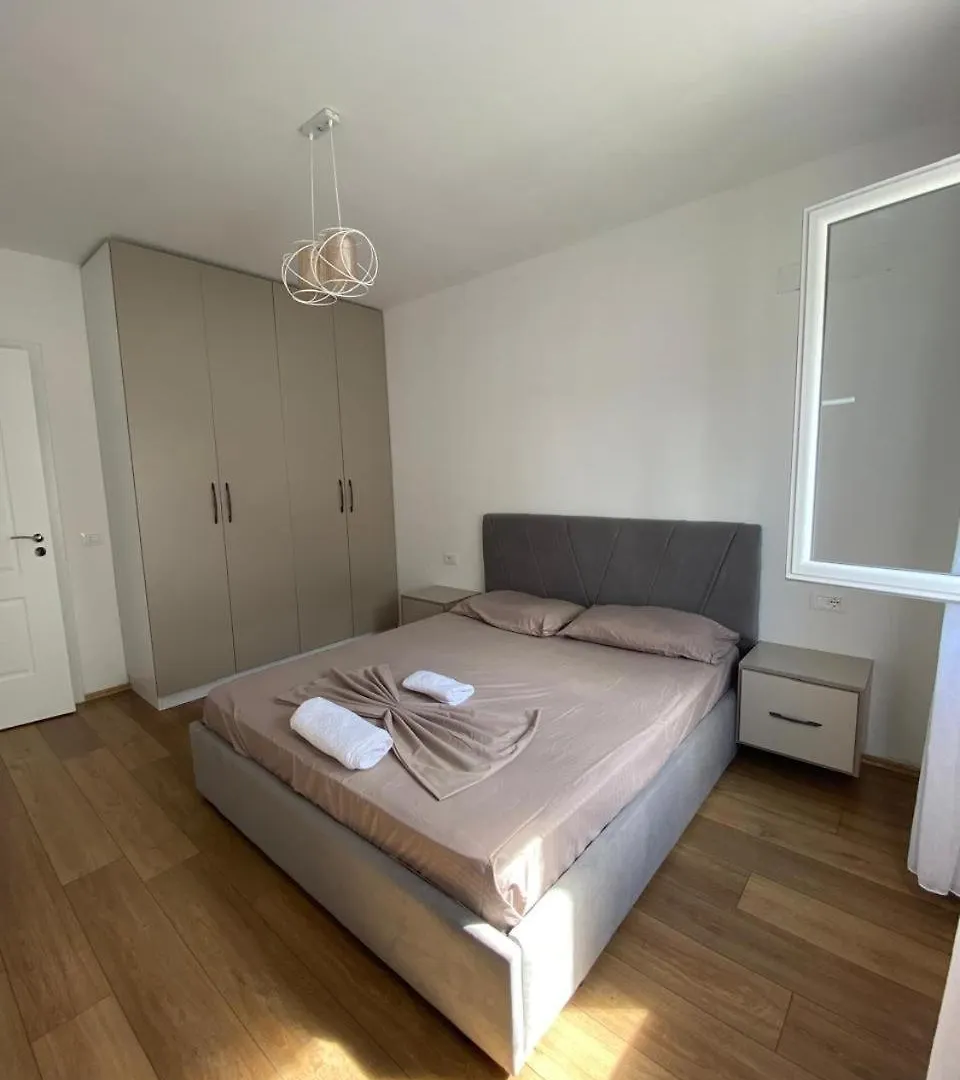 Villa L-2 Tirana